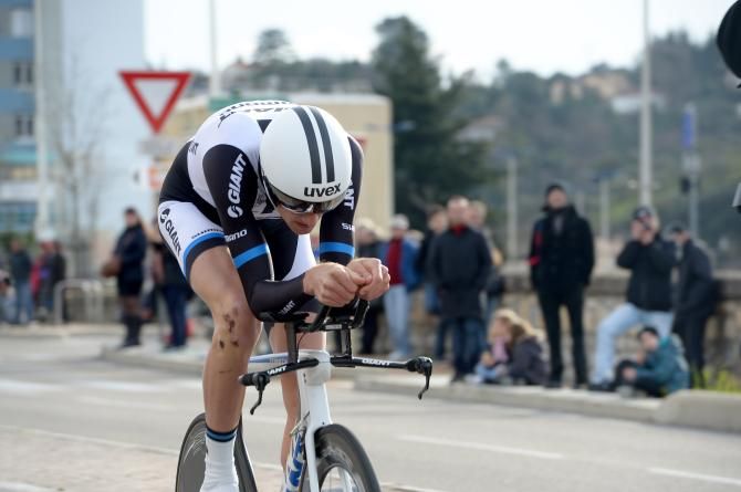 Tobias Ludvigsson rides to victory