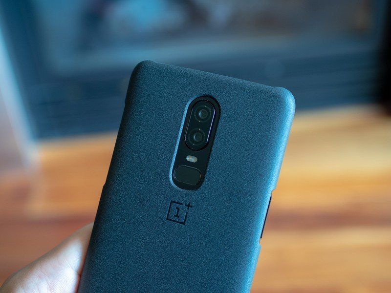 OnePlus 6 sandstone case