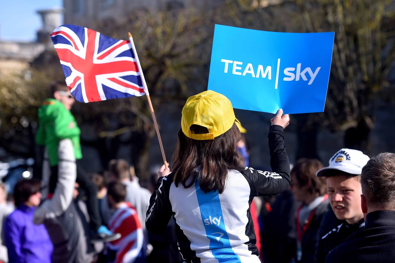 Lots of support for Bradley Wiggins in his last race for Team Sky