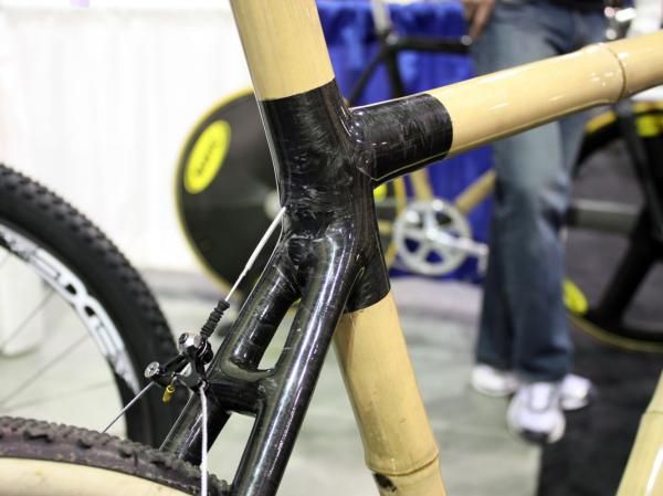 The rear brake cable is fed into the top tube then exits straight out the rear for a perfectly direct line.