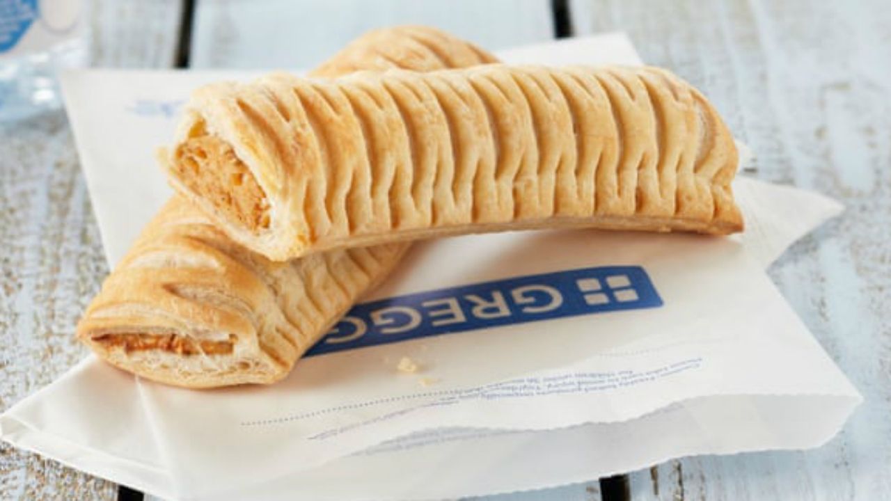 Greggs vegan sausage roll 