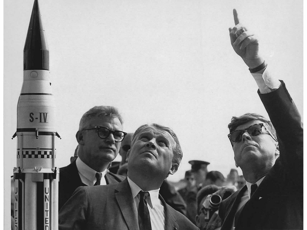 Dr. Wernher von Braun describes saturn launch system jfk