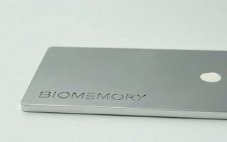 Biomemory DNA drive
