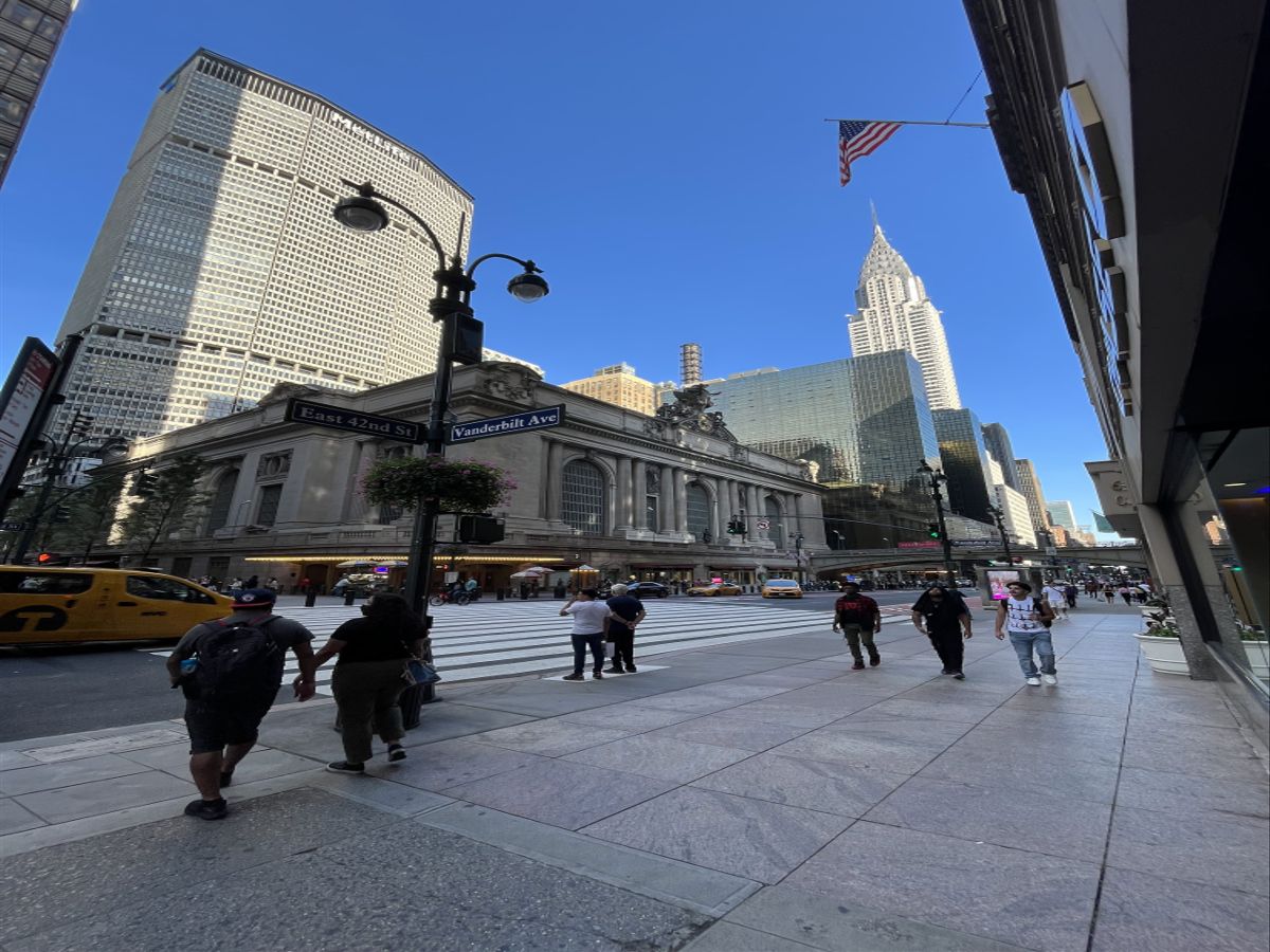 iPhone 13 ultra-wide photo