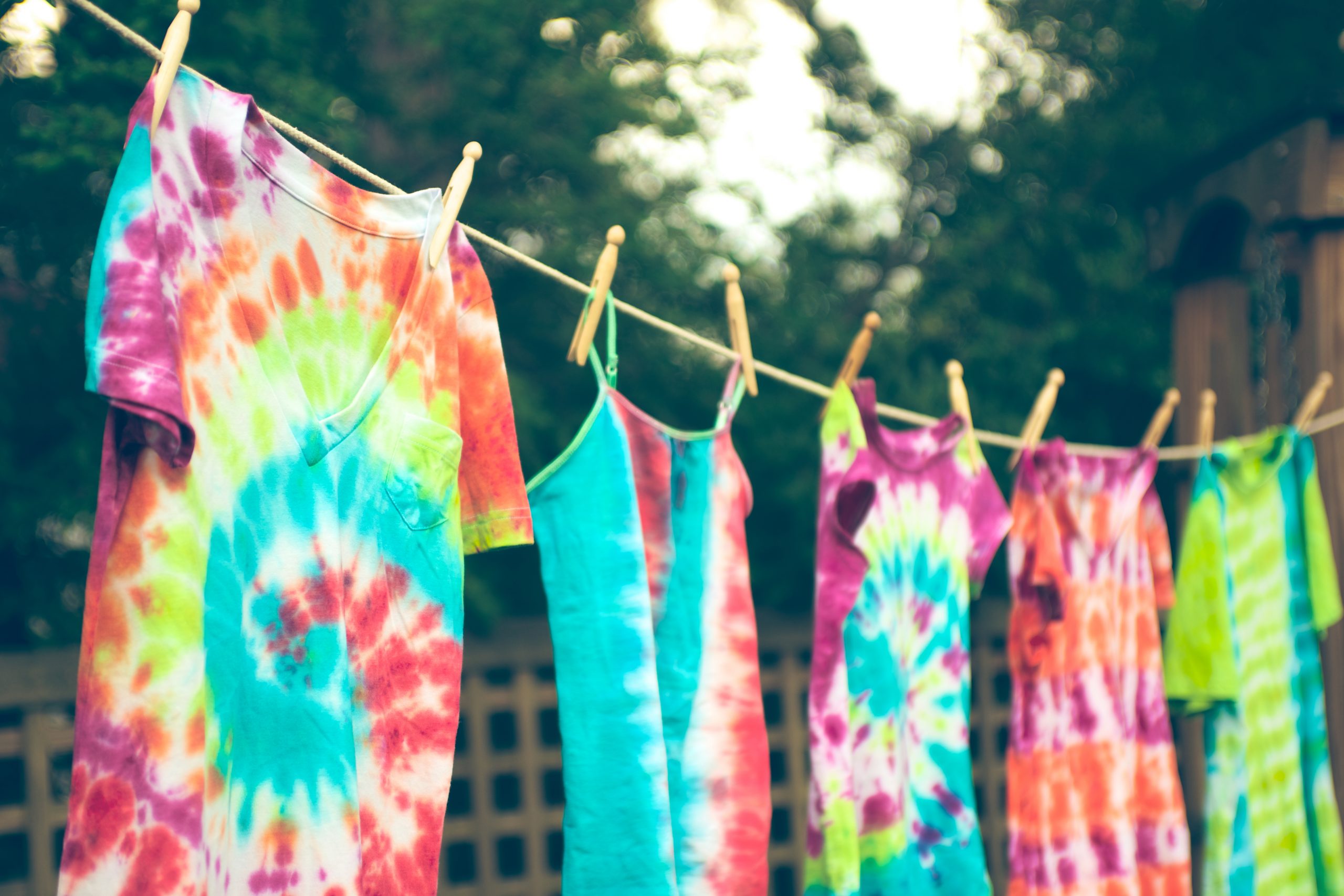 Tie Dye at Home With Food Coloring 