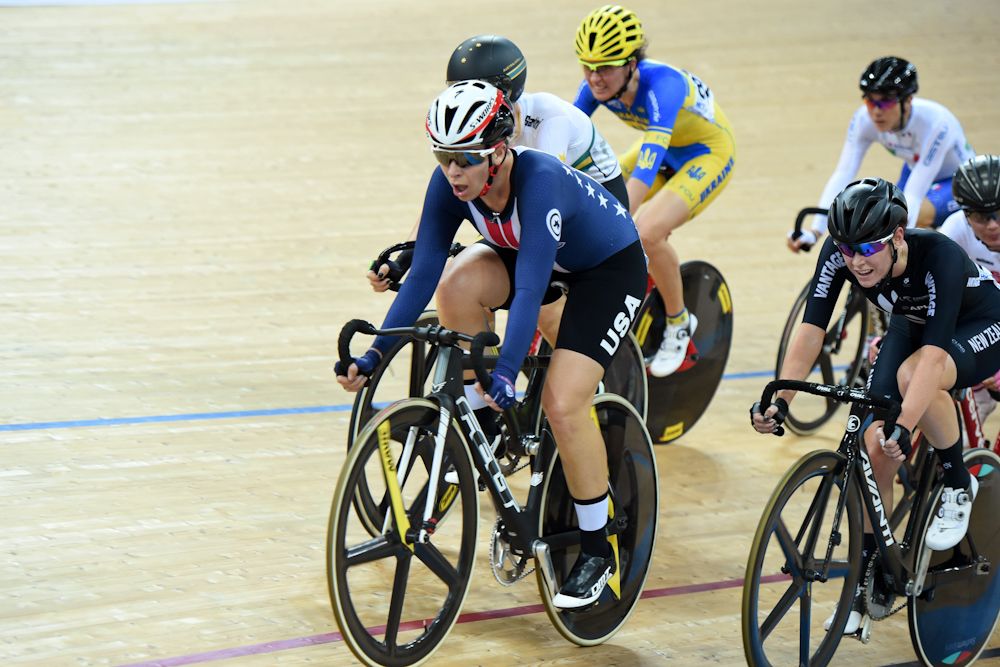 Sarah Hammer of the US (L) and New Zealand's Racquel Sheath (R) compete during the women's points race final at the Hong Kong Velodrome during the Track Cycling World Championships