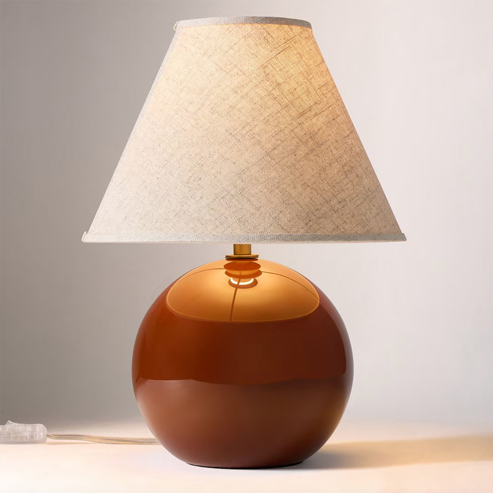 Red glass table lamp