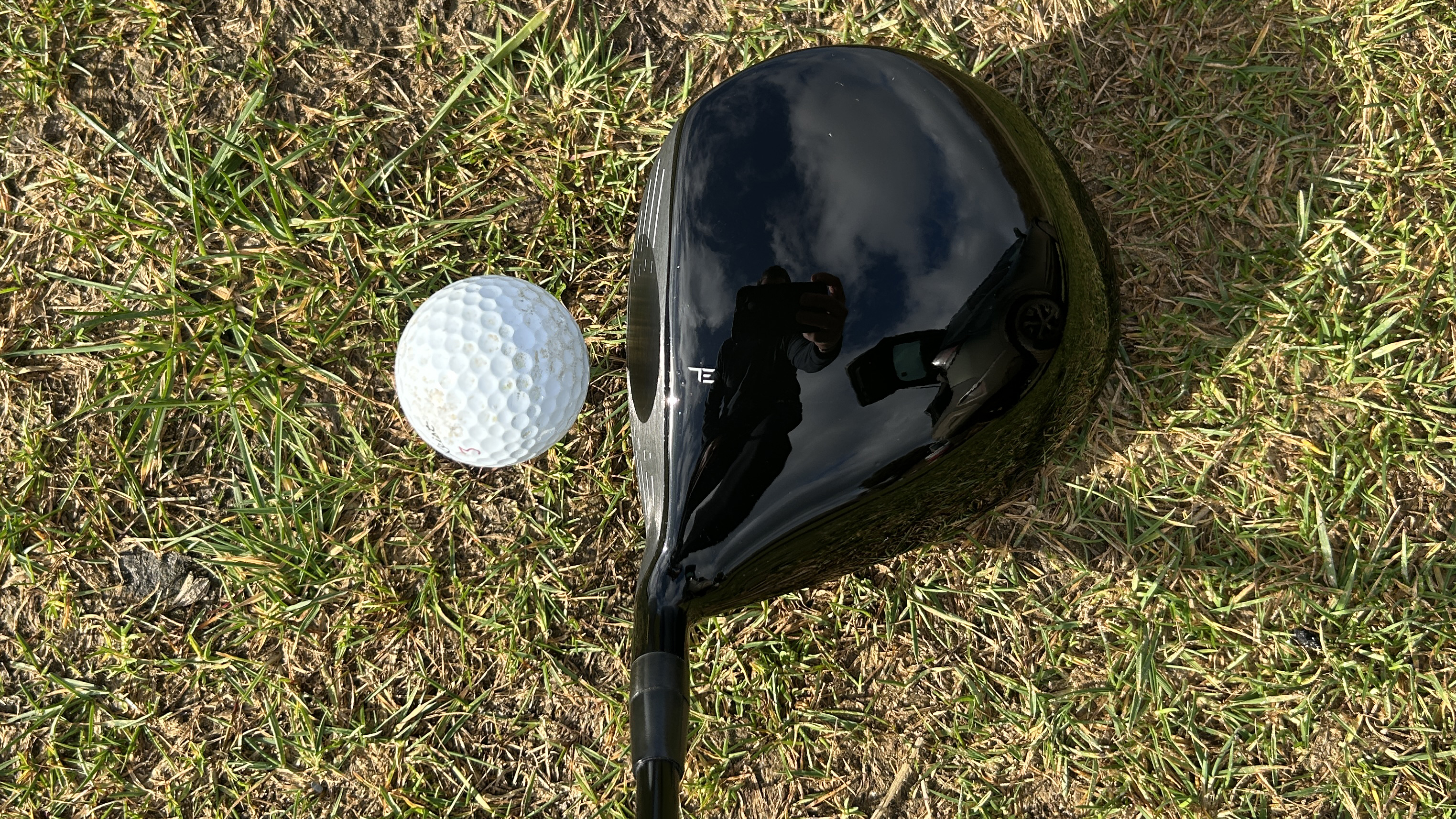 Photo of the Tour Edge Hot Launch Max-D Driver