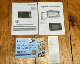 Panasonic 1.4 cu.ft. Alexa-Enabled Inverter Microwave sensor documents