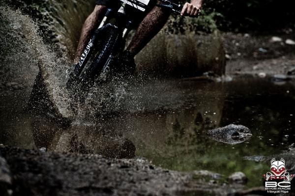 Trails had a couple of fun puddles. For people from arid regions it's a different experience but it can all feel like this. Purpose built trails are ready for all weather.