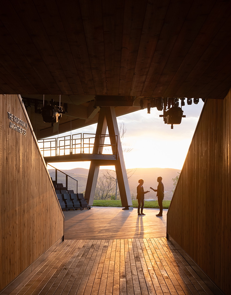 Hudson Valley Shakespeare theatre by Studio Gang