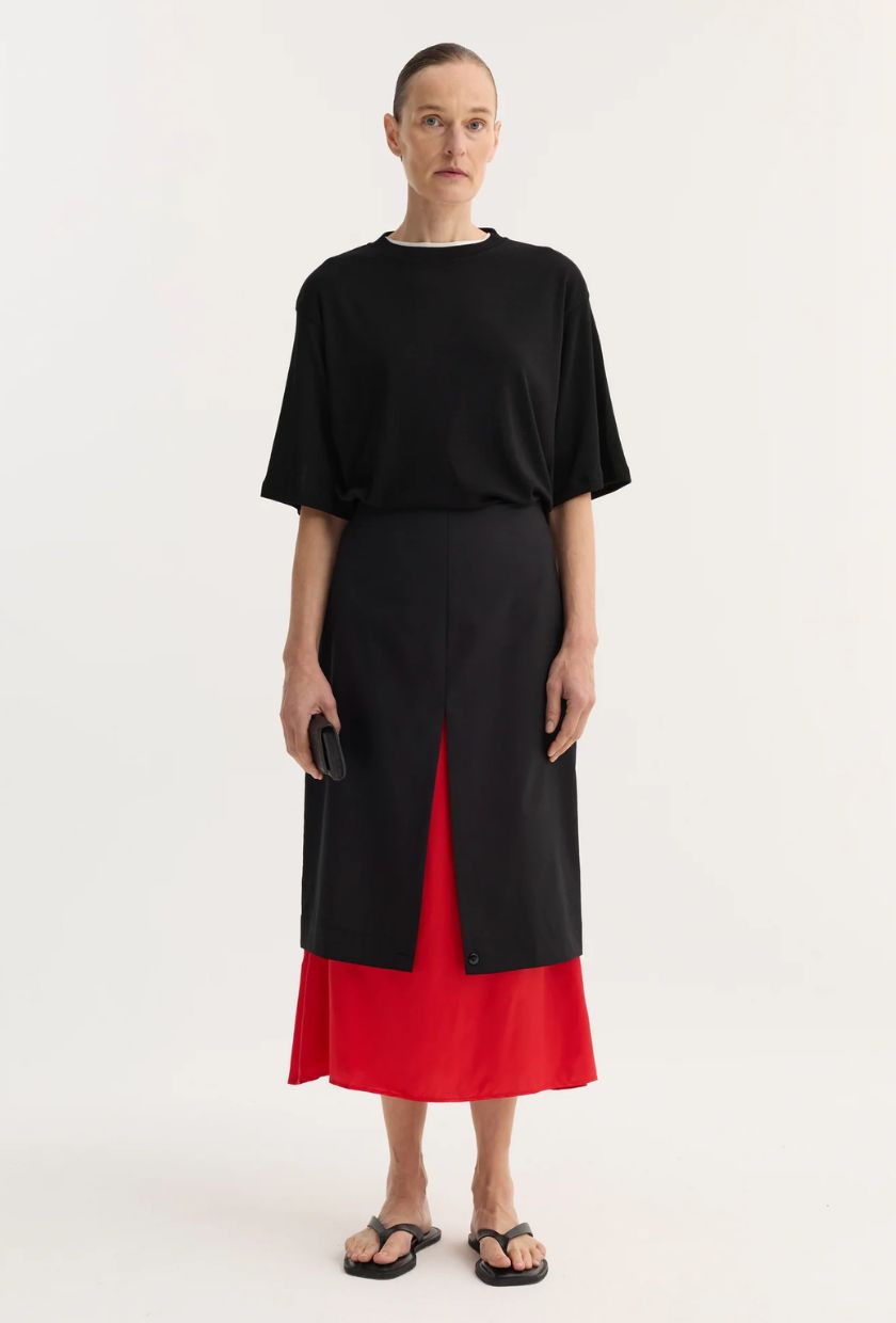 R&Oacute;HE, Upside-Down Skirt