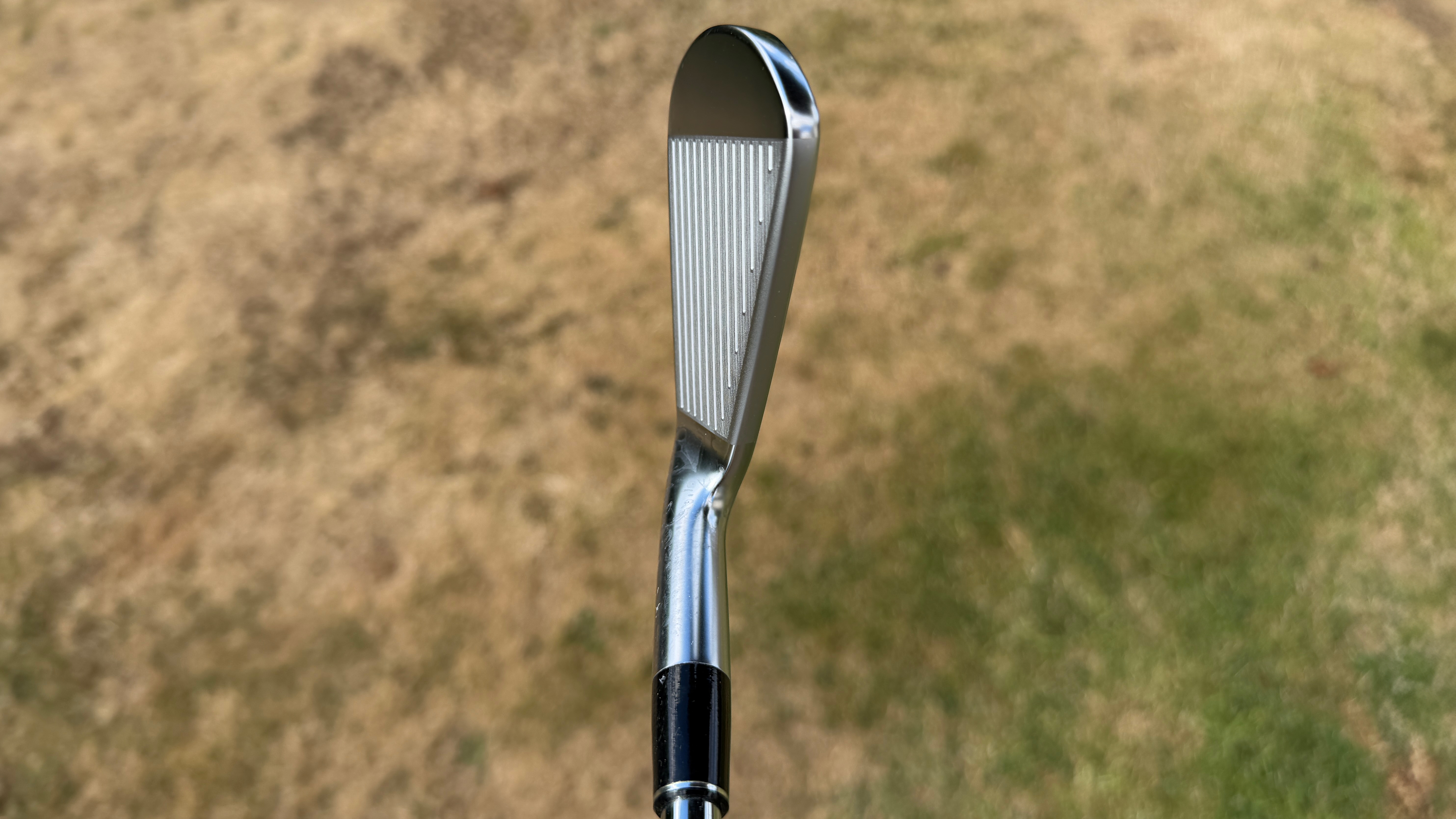 Photo of the Srixon 2026 ZXi5 Iron