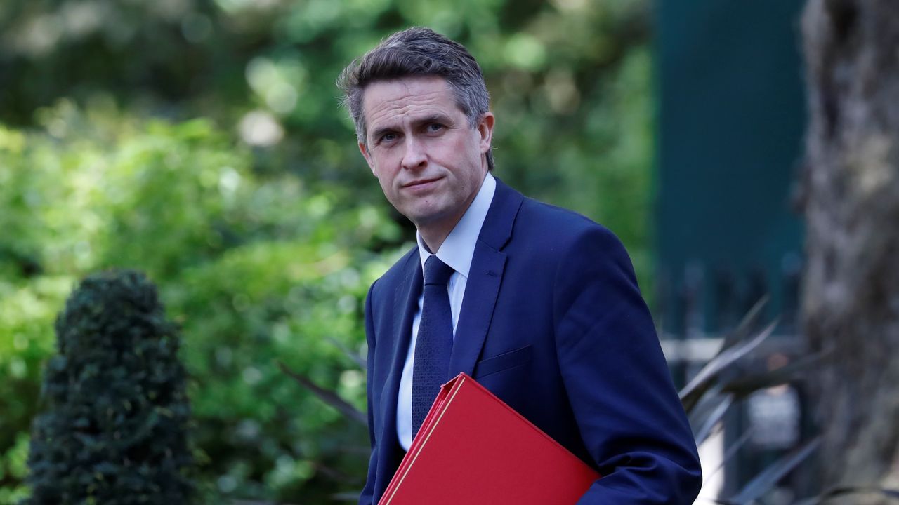 Gavin Williamson arrives at 10 Downing Street.