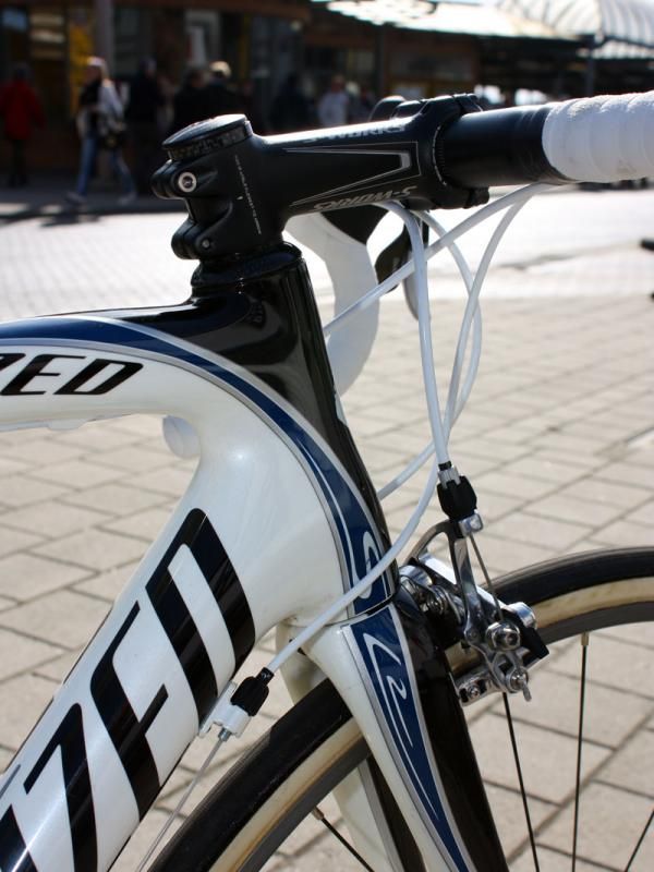 Breschel's 'Team Fit' Specialized S-Works Roubaix SL2 features a shorter head tube than standard production bikes.
