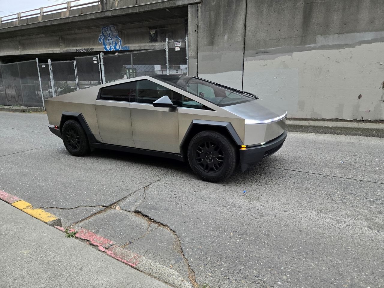 A Tesla Cybertruck