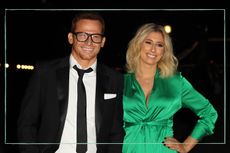 How many kids does Joe Swash have as illustrated by a picture of Joe Swash and Stacey Solomon
