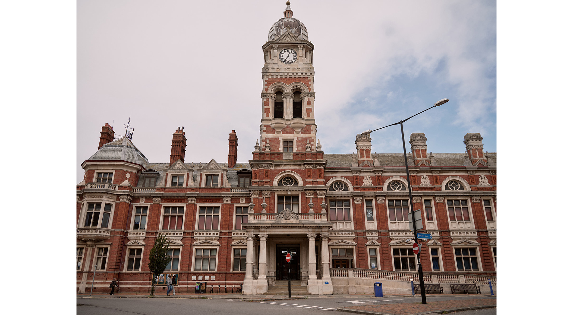 Who What Wear Weddings Alie &amp; Mike - The Ceremony