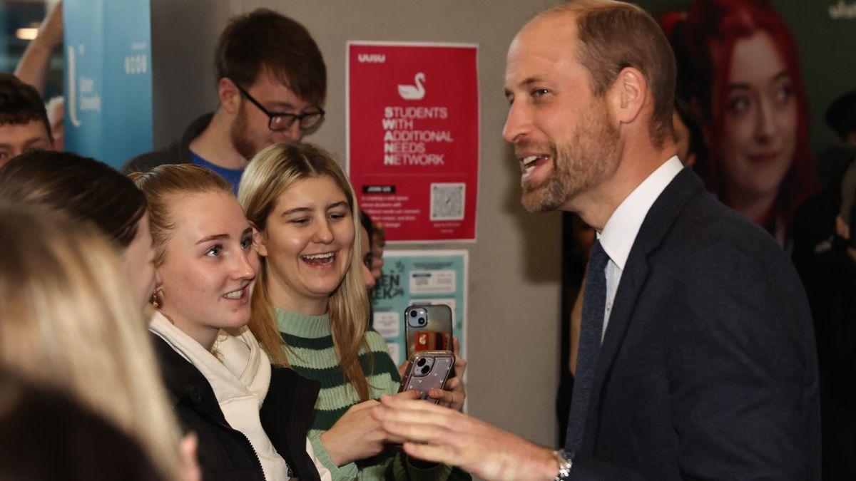 Le prince William a aidé ses fans à éviter d'être en retard en classe dans un TikTok hilarant