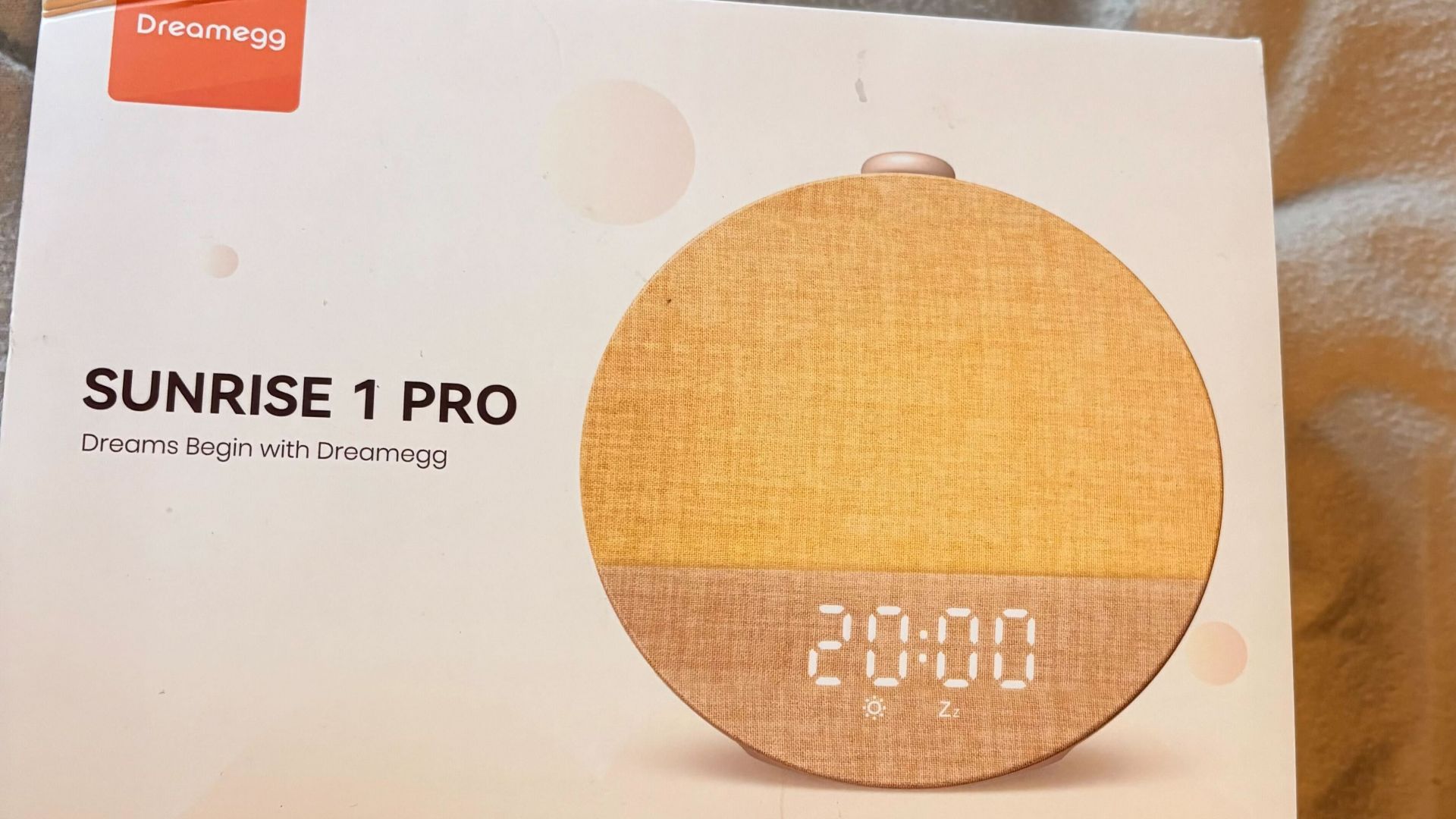 Tom's Guide Deals Writer tests Dreamegg sunrise alarm clock