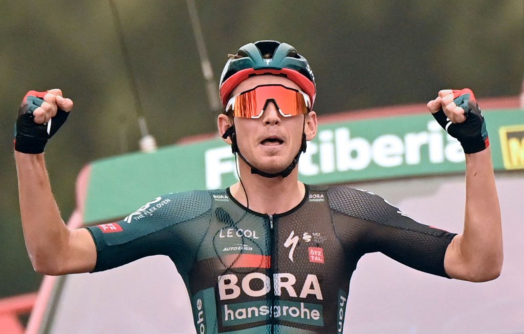 Lennard K&auml;mna (Bora-hansgrohe) soloed to victory on stage 9