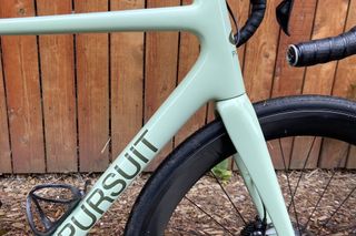 The Pursuit Pure Road is available in custom and stock sizing, has clearance for 32mm tires, fenders optional