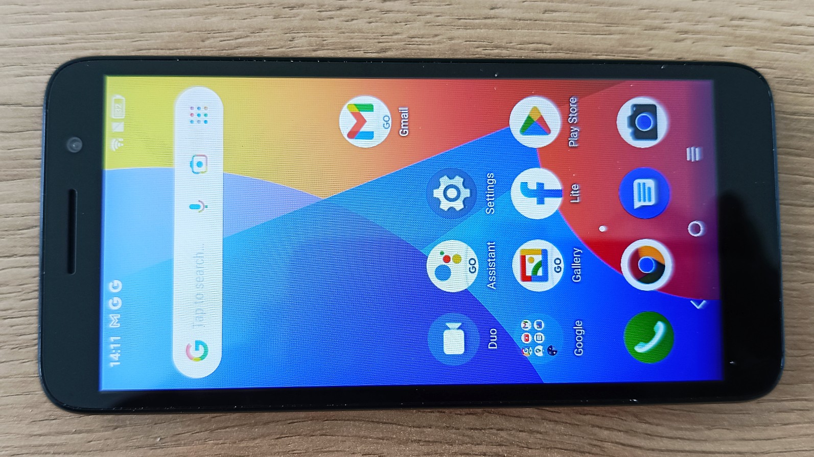 Alcatel 1 (2021) phone on desk