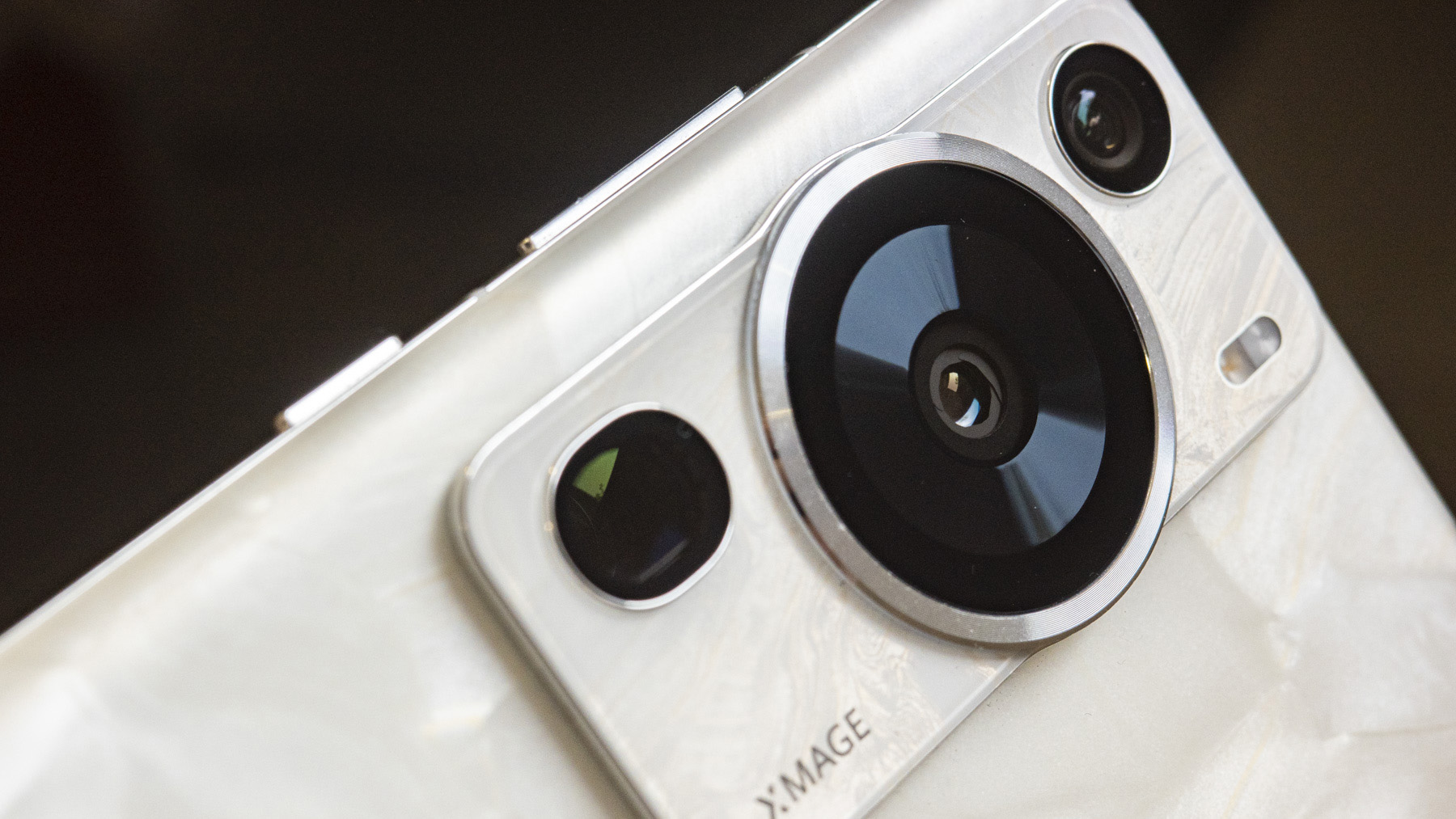 Closeup Huawei P60 Pro camera bump