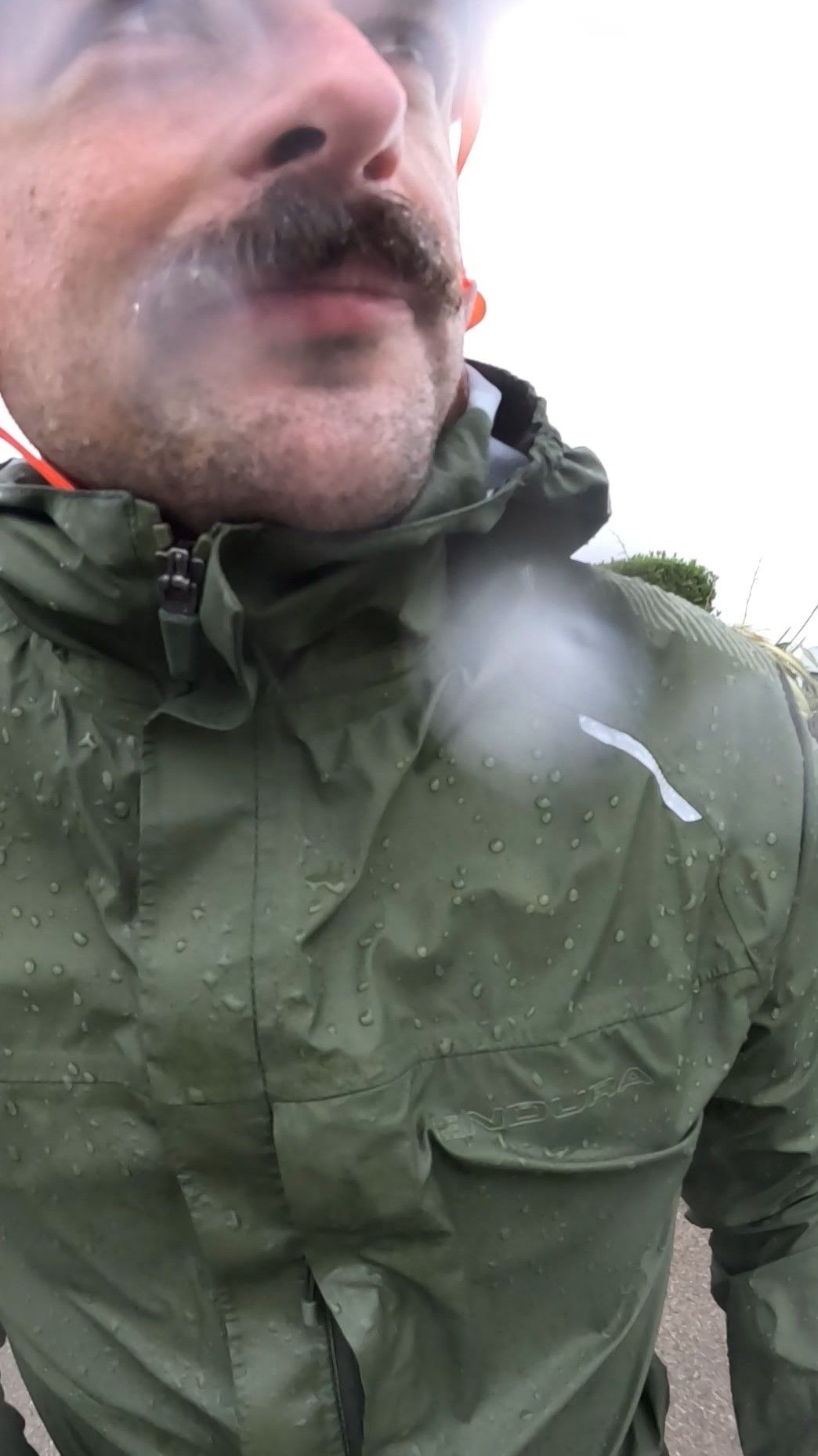 GV500 cycling jacket