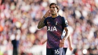 Sandro Tonali of Tottenham Hotspur during the Premier League match between Brentford and Tottenham Hotspur at Gtech Community Stadium in London, United Kingdom, on August 22, 2026. (Photo by Harvey Murphy/News Images/NurPhoto via Getty Images)
