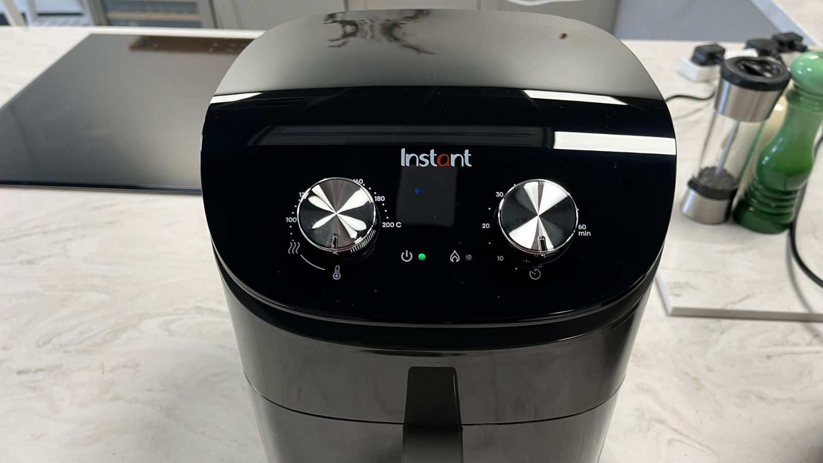 Instant Essentials 4 Quart Air Fryer review basic but brilliant
