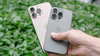 iPhone 16 Pro vs iPhone 16 Pro Max in one hand