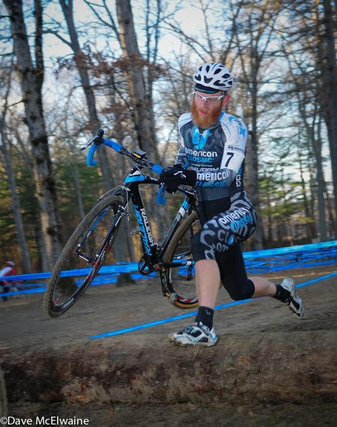 Robert Marion (American Classic) running over the big set of logs