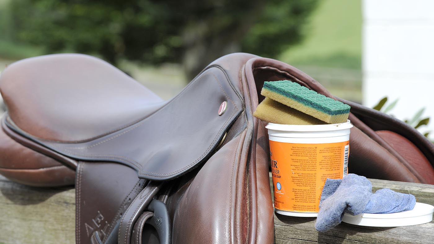 How to clean a saddle clean; saddle; leather; soap; conditioner; care