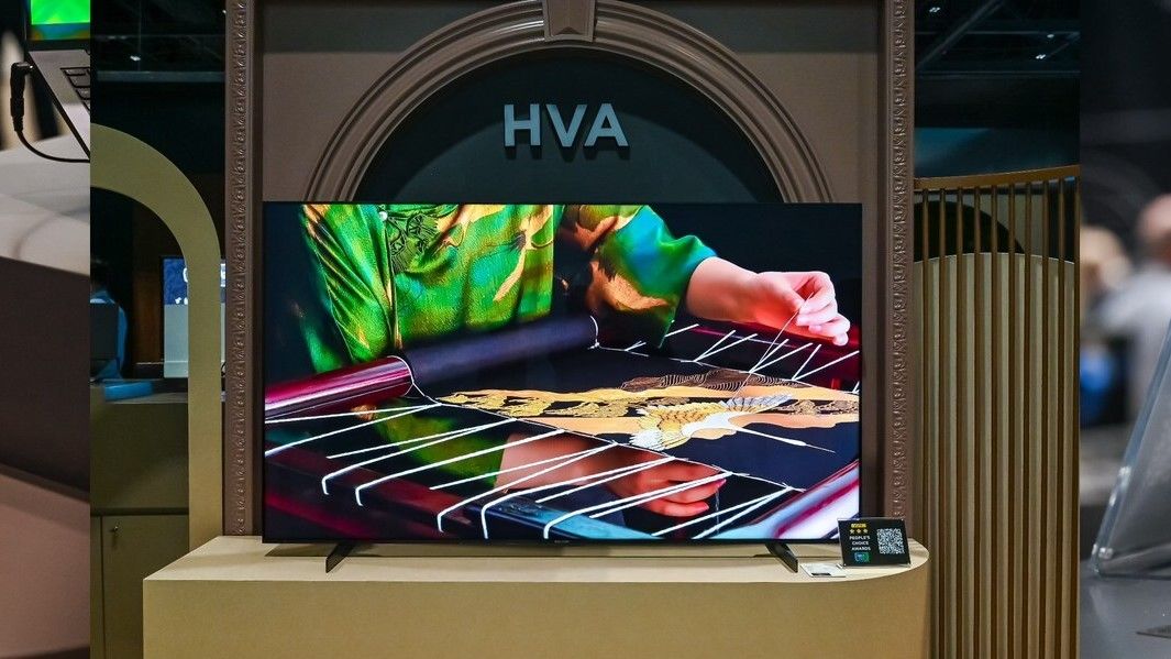 A TV with &quot;HVA&quot; writen above it