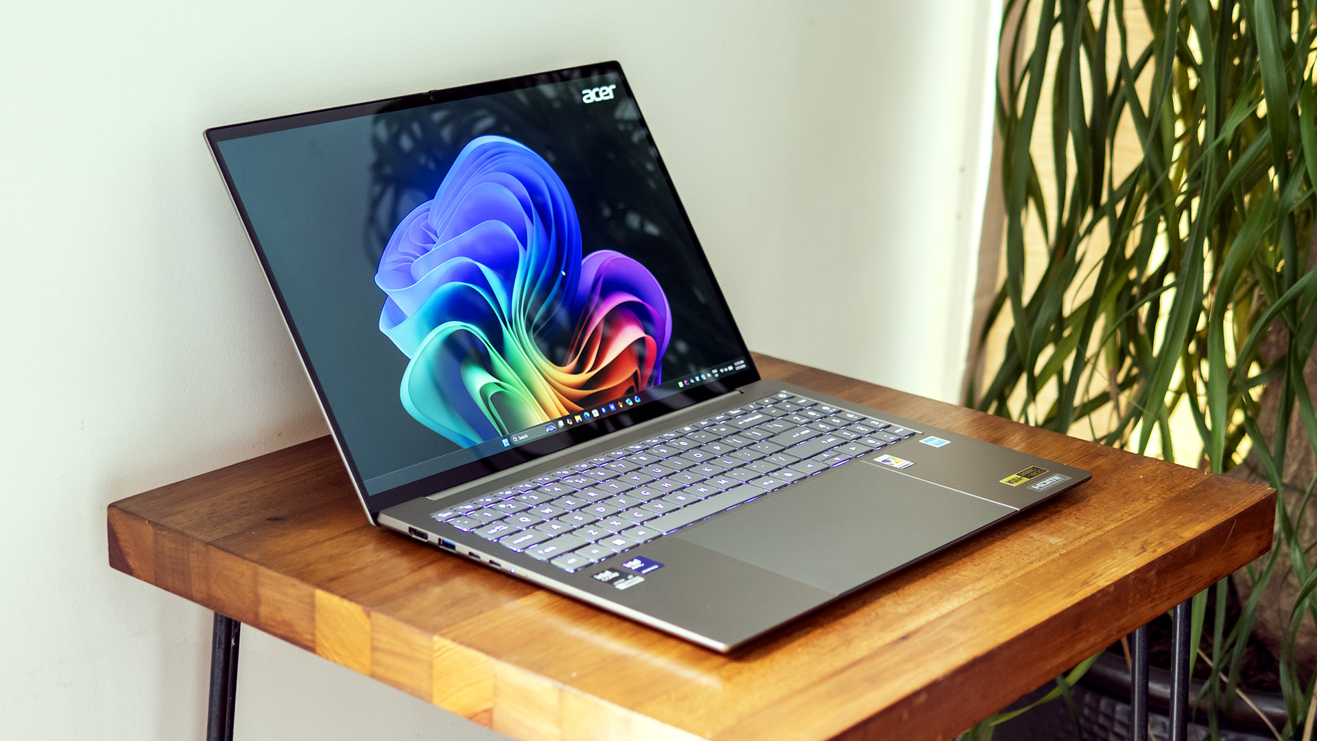 Acer Swift 16 AI
