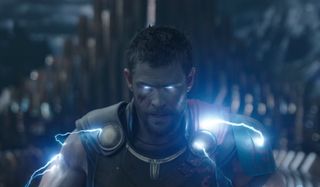 Thor Ragnarok Lightning Chris Hemsworth