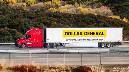 A Dollar General truck