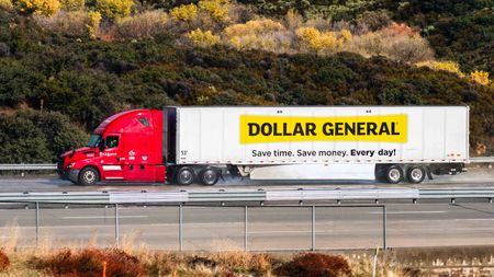 A Dollar General truck