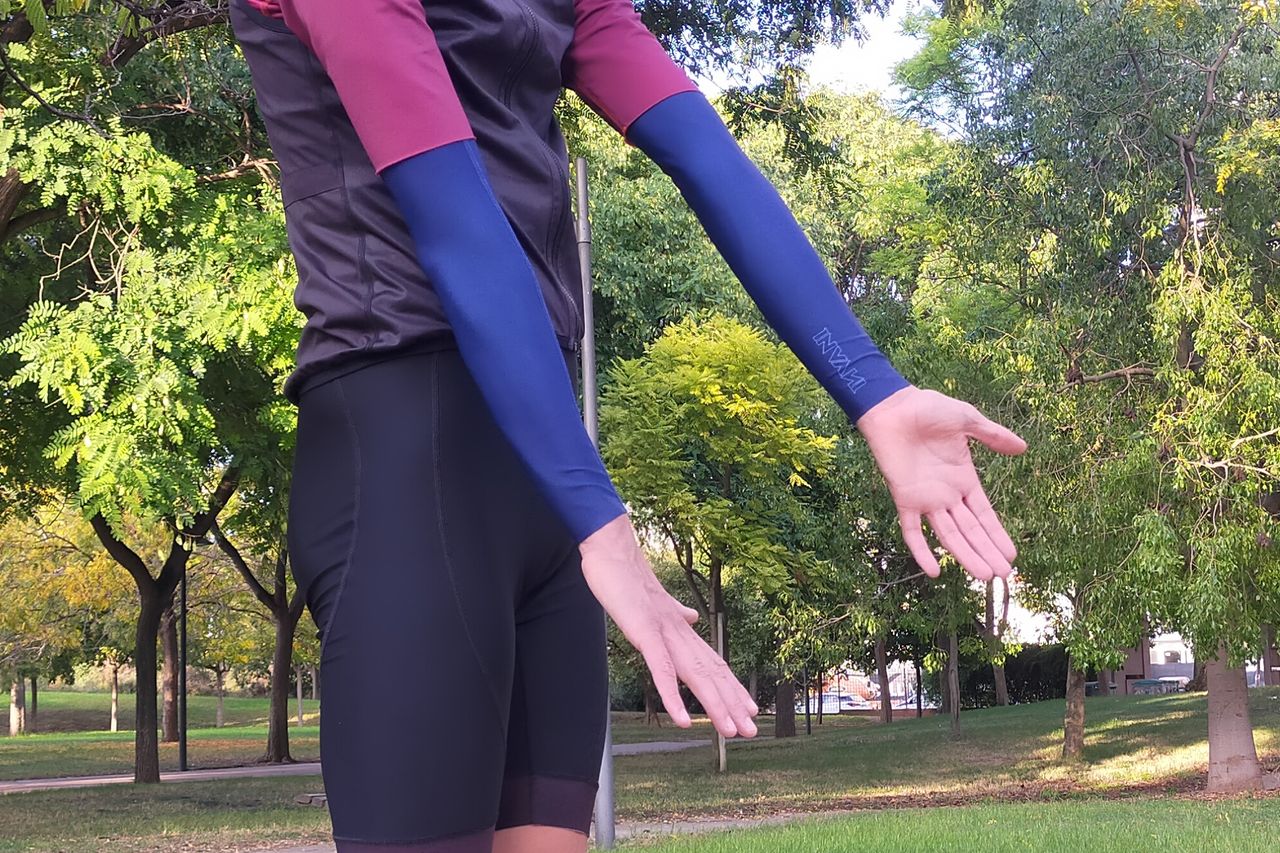 Invani arm warmers
