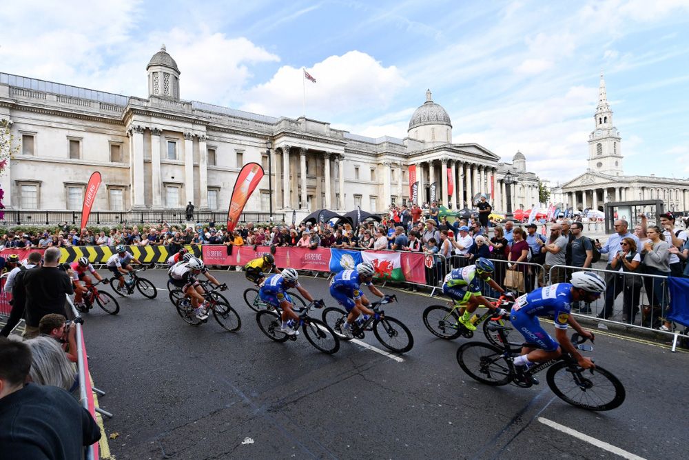 Quick Step Floors carefully defended Alaphilippe's overall race lead