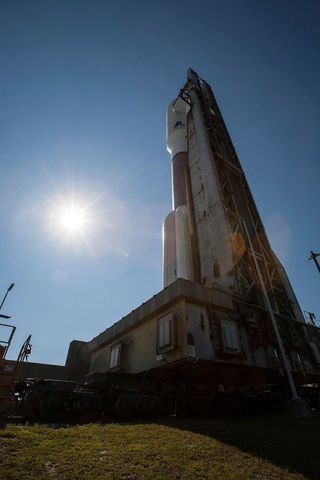 Atlas 5 Carrying NROL-67 Mission Rolled to Launch Pad