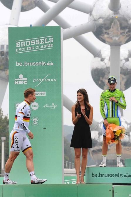 Andre Greipel (Lotto-Belisol) walks onto the podium