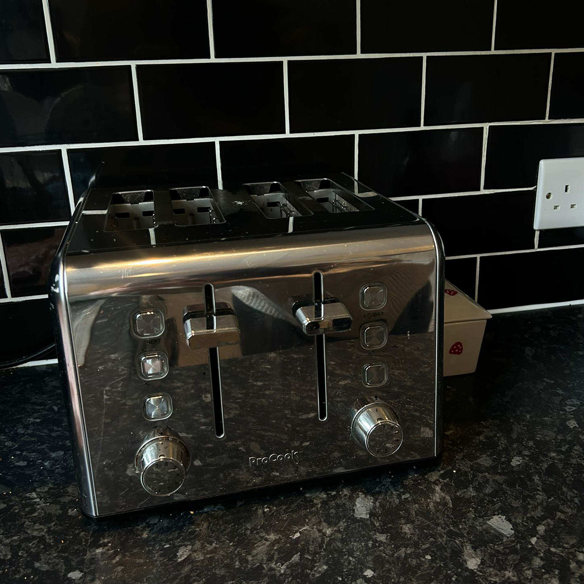 Procook kettle and toaster