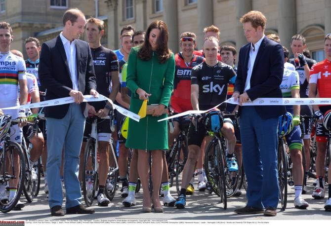 The Duchess of Cambridge cuts the ribbon to start the 2014 Tour de France