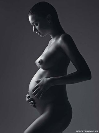 Miranda Kerr - PICS! Miranda Kerr reveals baby bump and talks pregnancy - W Magazine - Mirand Kerr Orlando Bloom - Celebrity News - Marie Claire