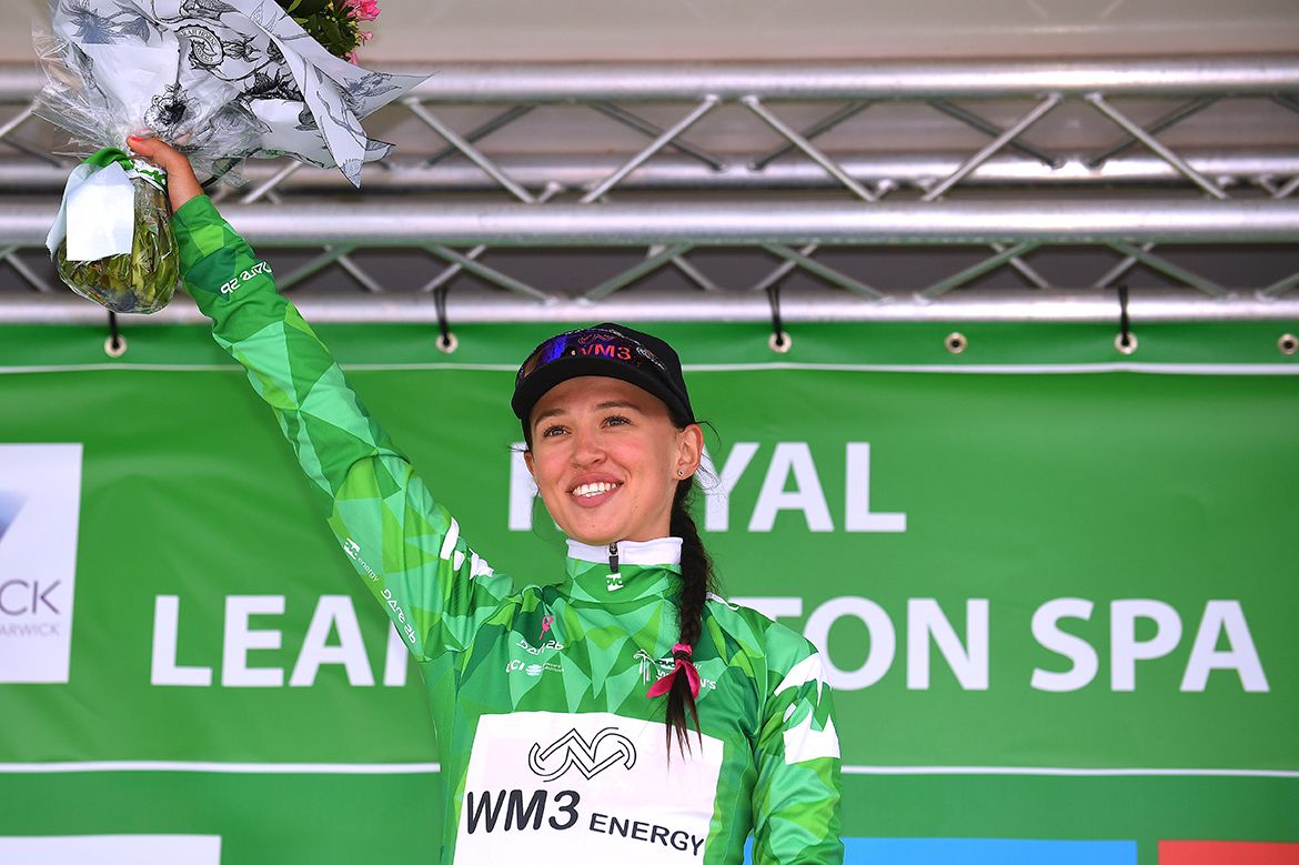 Katarzyna Niewiadoma retained her race lead on the third stage of the Ovo Energy Women's Tour.