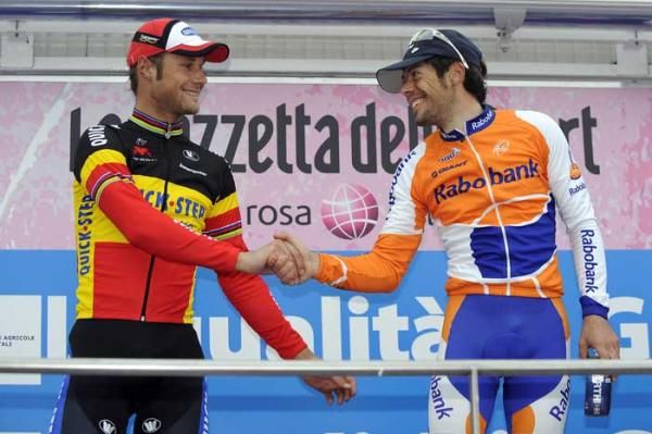 Tom Boonen (Quick Step) and Oscar Freire (Rabobank) exchange post-race congratulations
