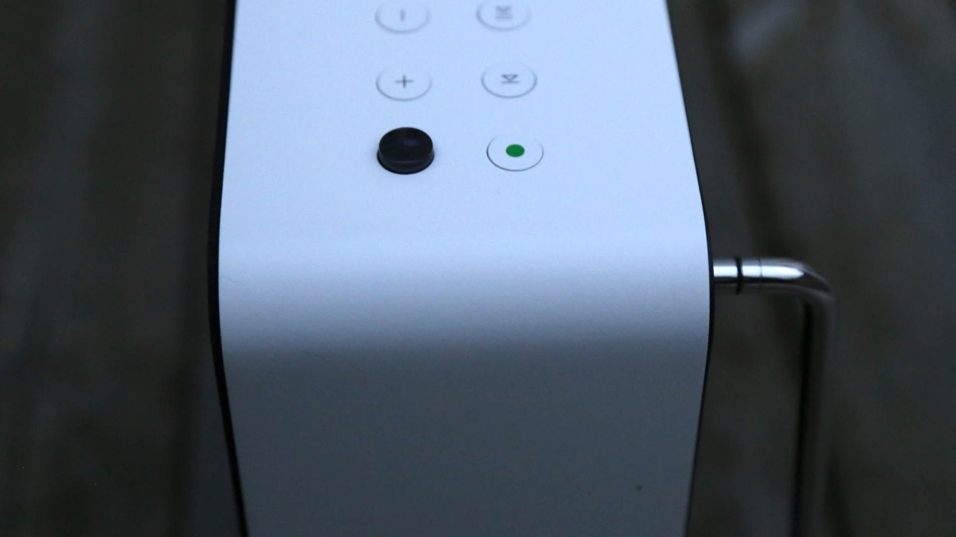 a closeup of the braun le01 wireless speaker