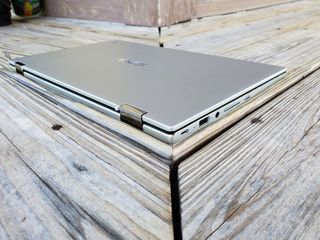 Sleek, sexy, Chromebook